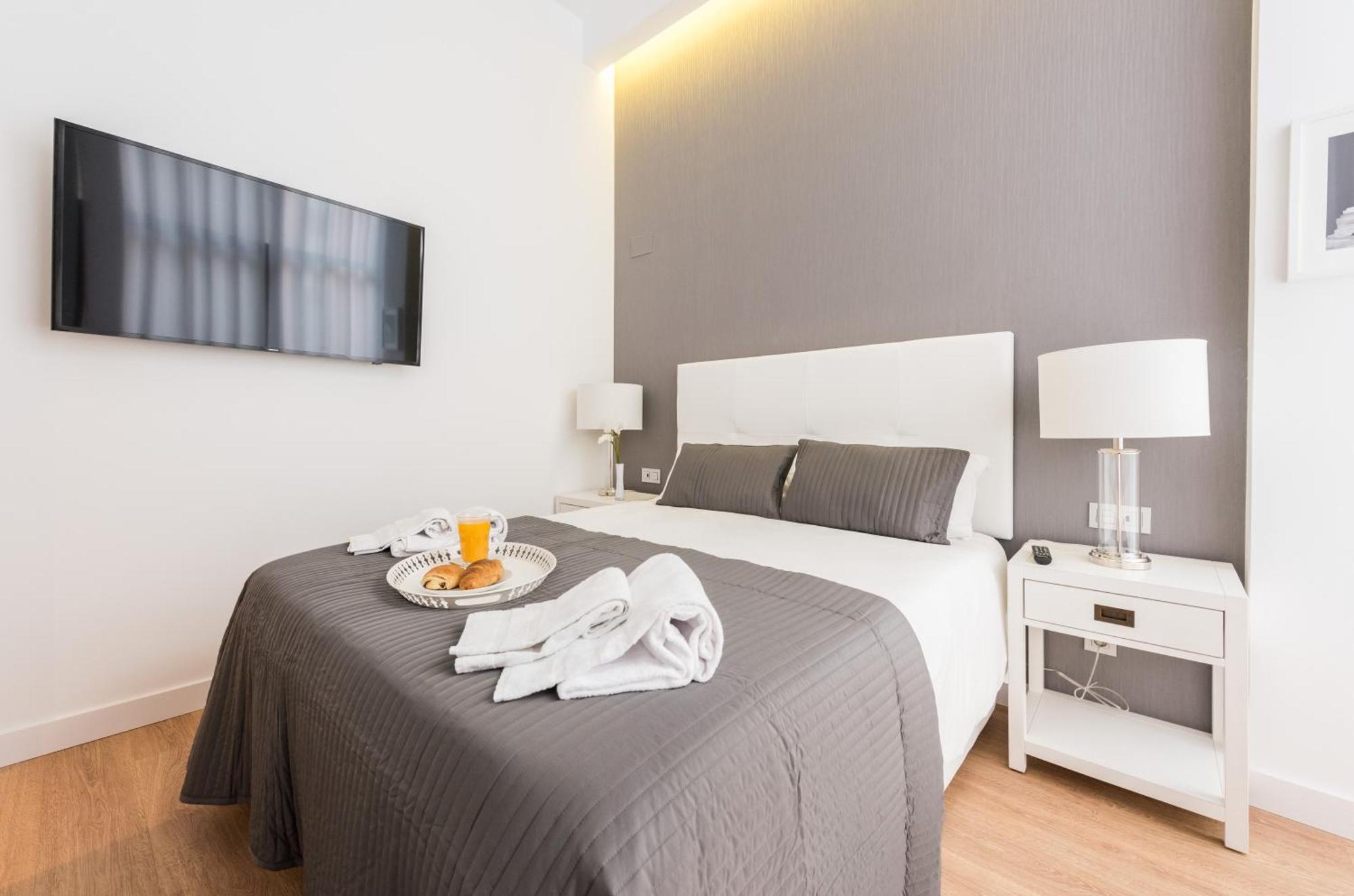 Malasana Plaza Apartment Madrid Exterior photo